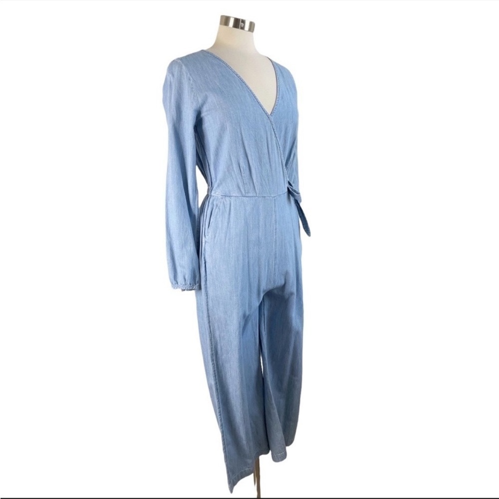 OLD NAVY NWT Chambray Wrap Jumpsuit sz Small Tall - Picture 2 of 7